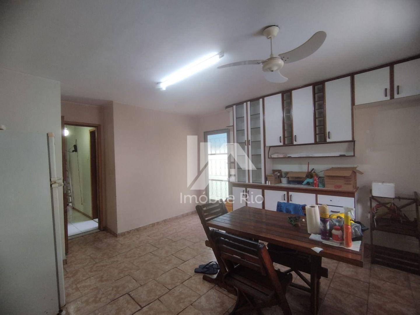 Casa à venda com 3 quartos, 258m² - Foto 22