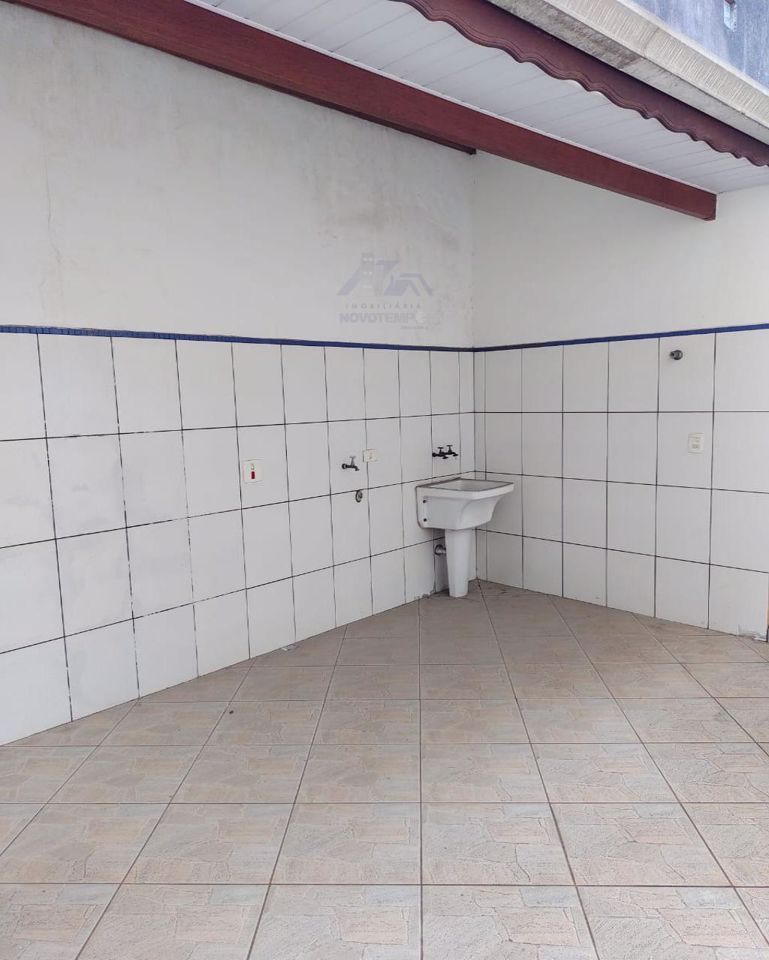 Sobrado à venda com 3 quartos, 200m² - Foto 13