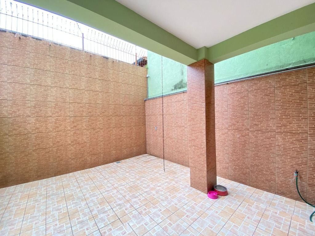 Sobrado à venda com 3 quartos, 300m² - Foto 74