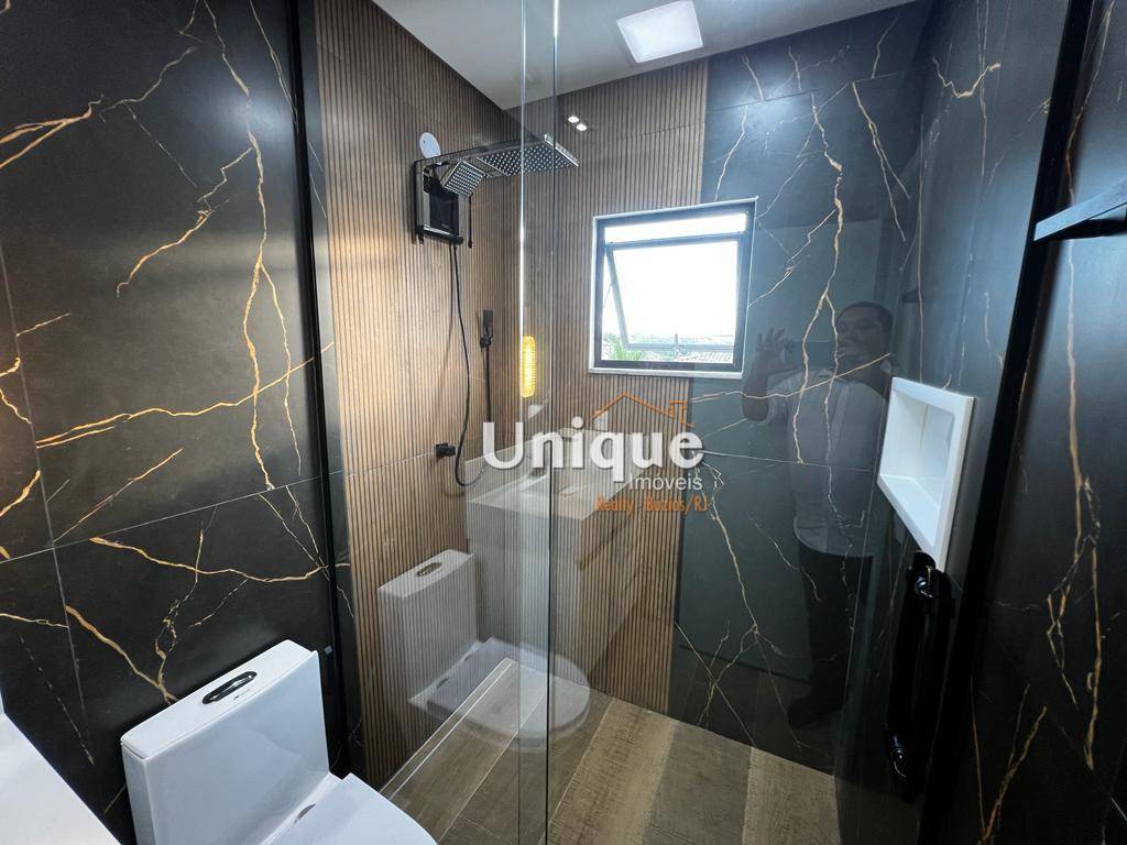 Casa de Condomínio à venda com 4 quartos, 209m² - Foto 41