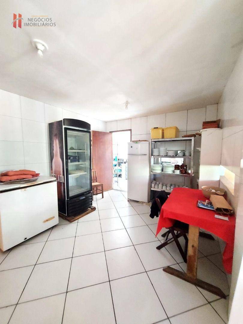 Pousada-Chalé à venda com 12 quartos, 2830m² - Foto 24