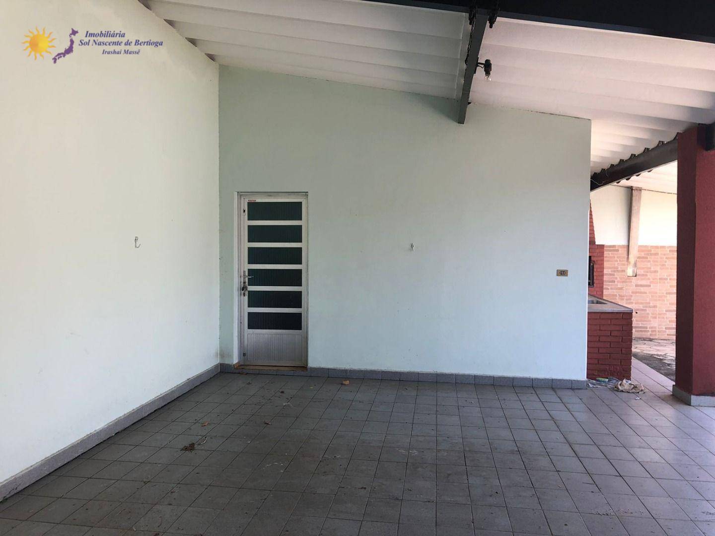 Casa à venda com 3 quartos, 195m² - Foto 9