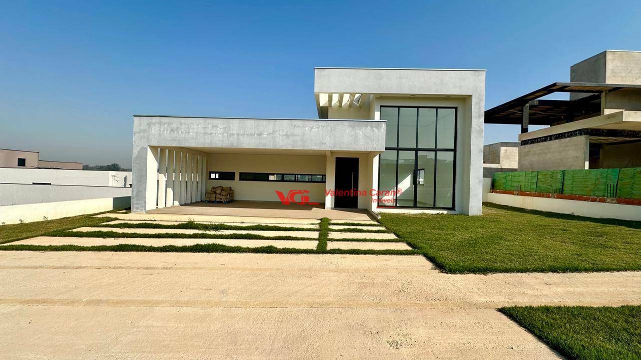 Casa de Condomínio à venda com 3 quartos, 298m² - Foto 2