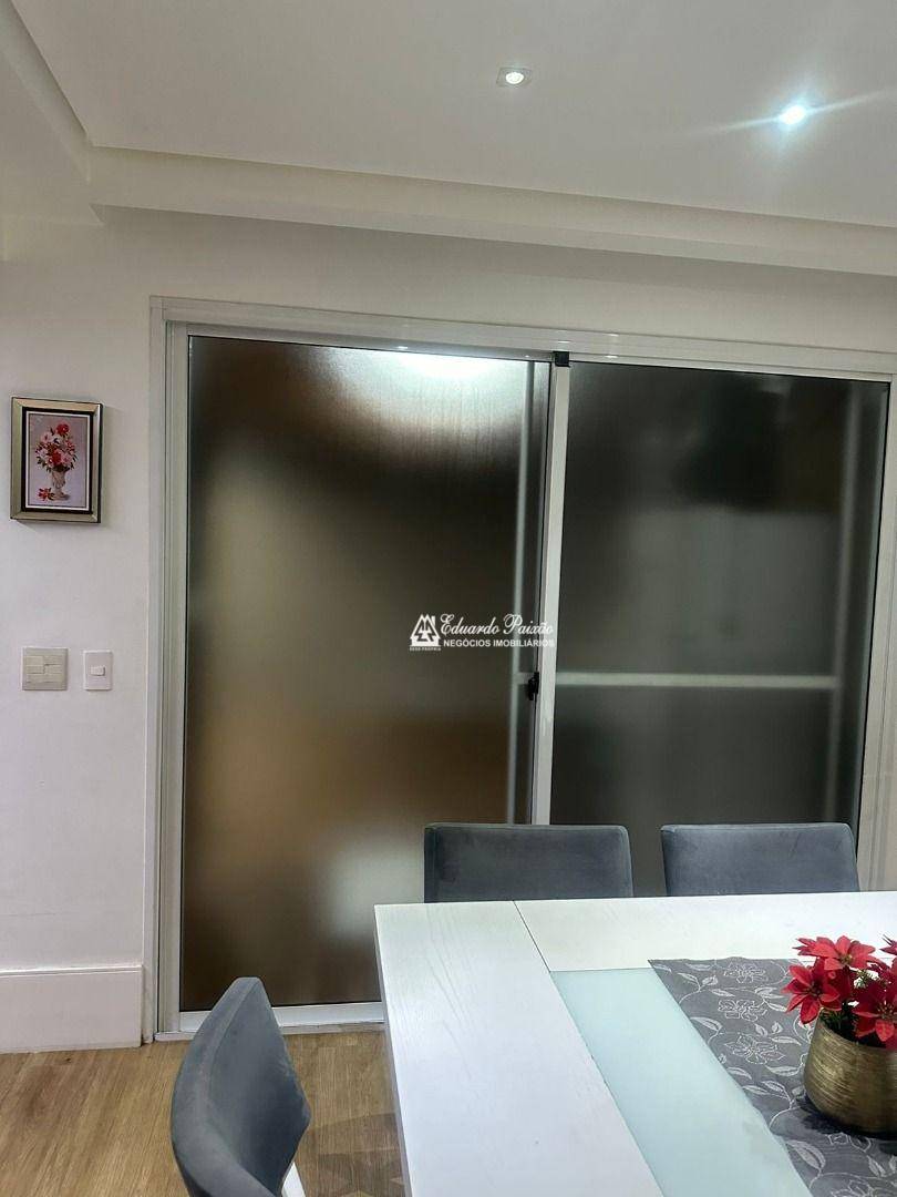 Sobrado à venda com 3 quartos, 100m² - Foto 4