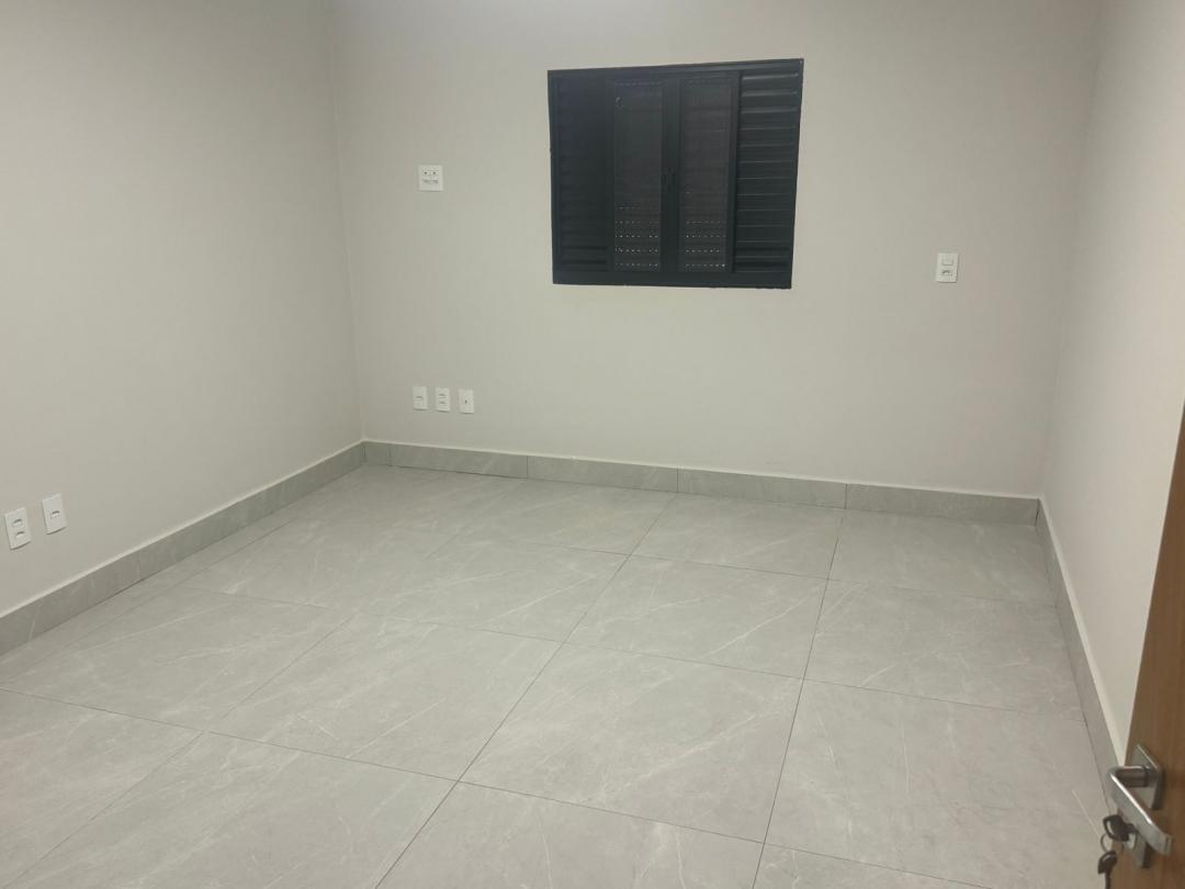 Casa para alugar com 2 quartos, 96m² - Foto 12