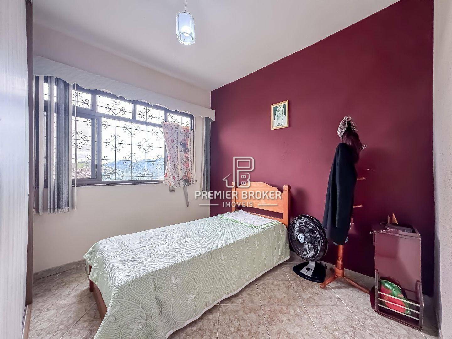 Casa à venda com 2 quartos, 70m² - Foto 14