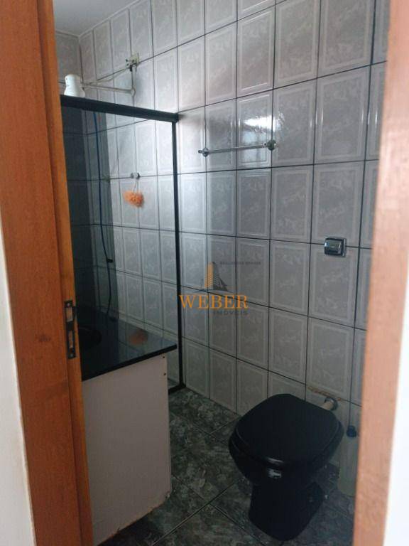 Sobrado à venda com 2 quartos, 240m² - Foto 18