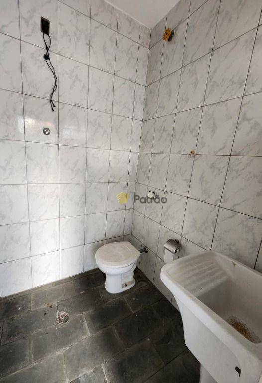 Sobrado para alugar com 2 quartos, 139m² - Foto 23