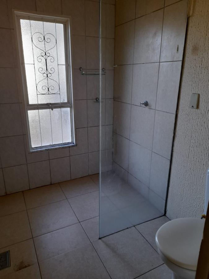 Casa de Condomínio à venda com 8 quartos, 1000m² - Foto 13