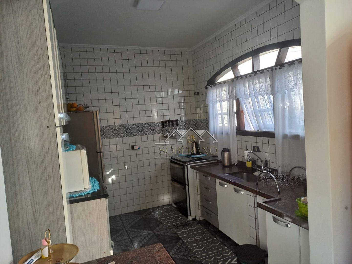 Sobrado à venda com 3 quartos, 326m² - Foto 11