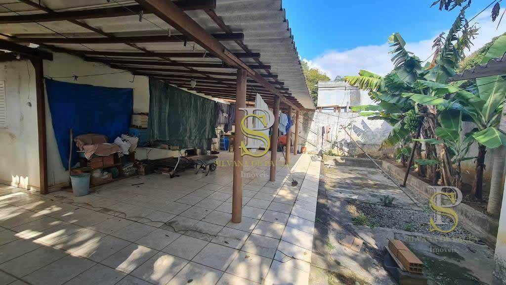 Chácara à venda com 2 quartos, 196m² - Foto 4