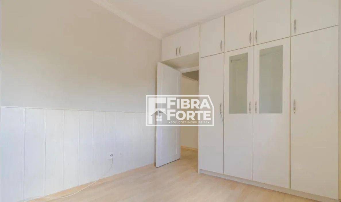 Apartamento à venda com 2 quartos, 70m² - Foto 17