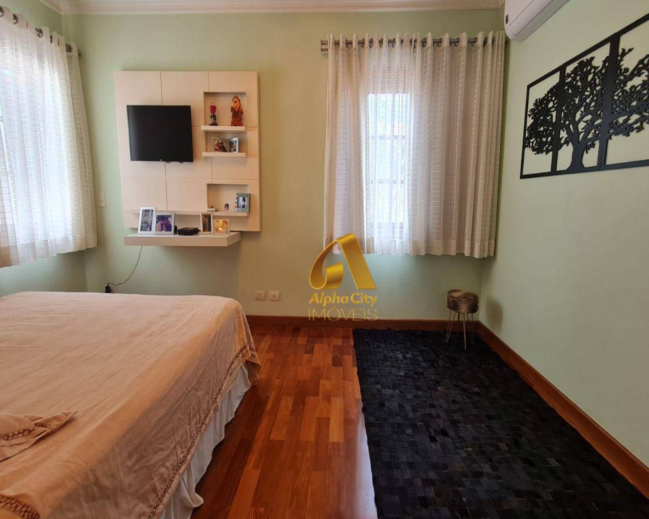 Casa de Condomínio à venda com 4 quartos, 300m² - Foto 8