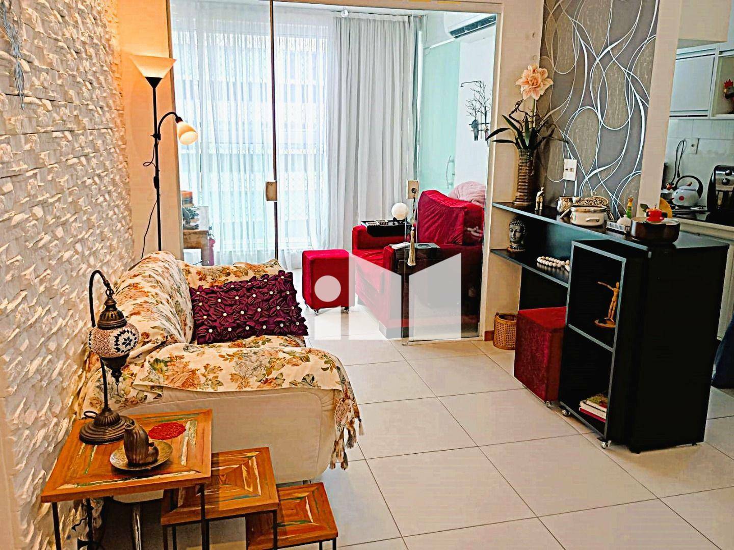 Apartamento à venda com 2 quartos, 65m² - Foto 4