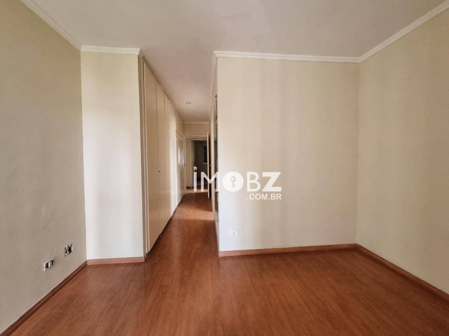 Apartamento à venda com 3 quartos, 116m² - Foto 9