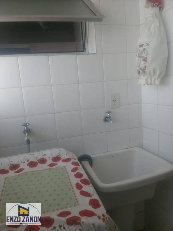 Apartamento à venda com 2 quartos, 64m² - Foto 26