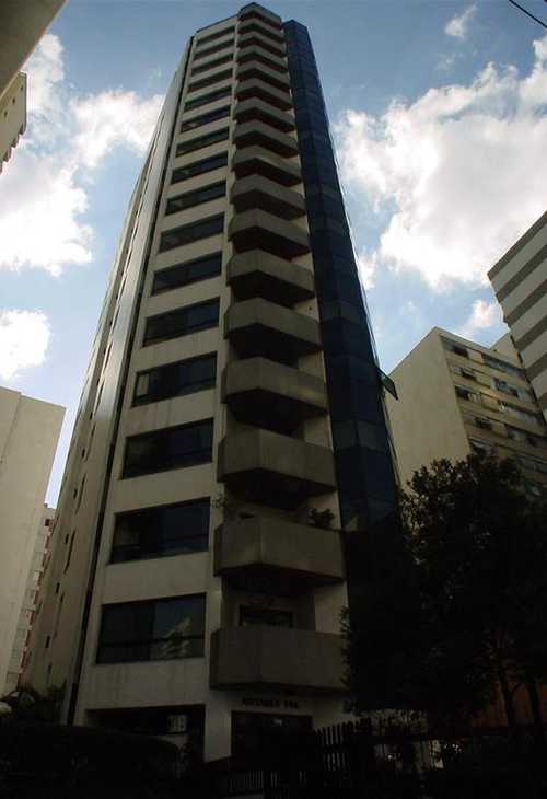 Apartamento à venda com 4 quartos, 181m² - Foto 1