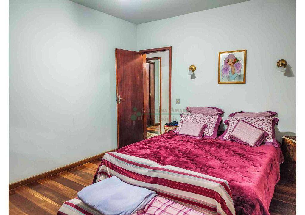 Casa de Condomínio à venda com 4 quartos, 300m² - Foto 13