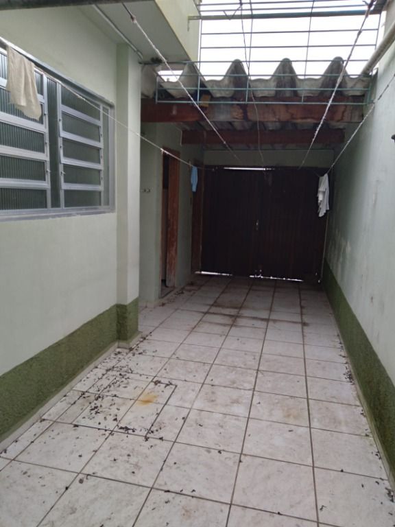 Casa à venda e aluguel com 2 quartos, 156m² - Foto 15