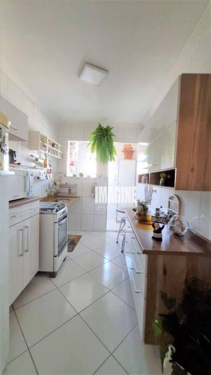 Apartamento à venda com 2 quartos, 60m² - Foto 16