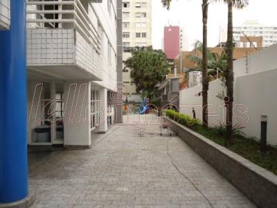 Apartamento para alugar com 3 quartos, 220m² - Foto 24