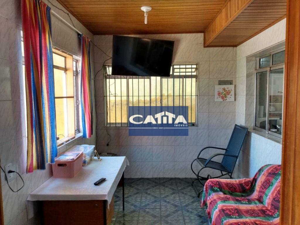 Casa à venda com 6 quartos, 220m² - Foto 26