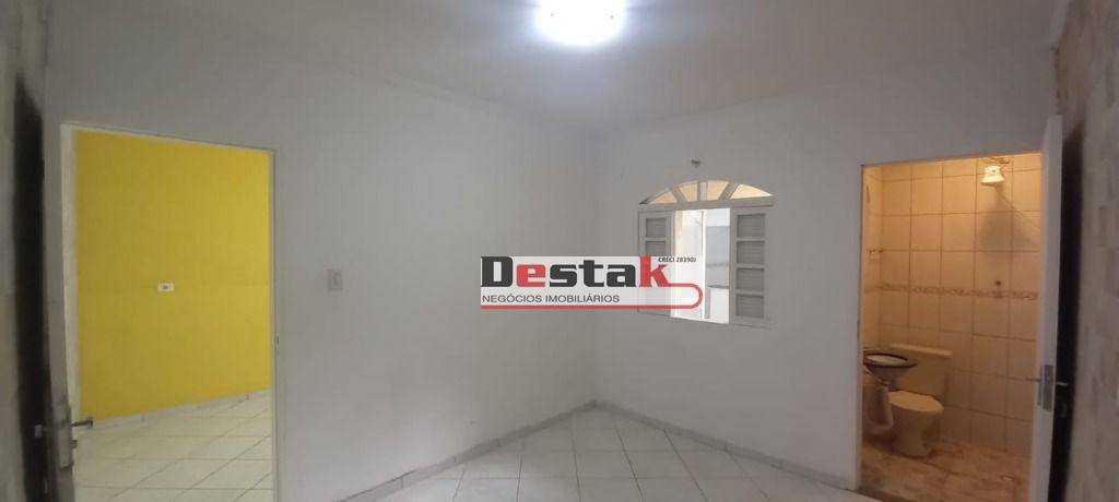 Sobrado à venda com 4 quartos, 180m² - Foto 42