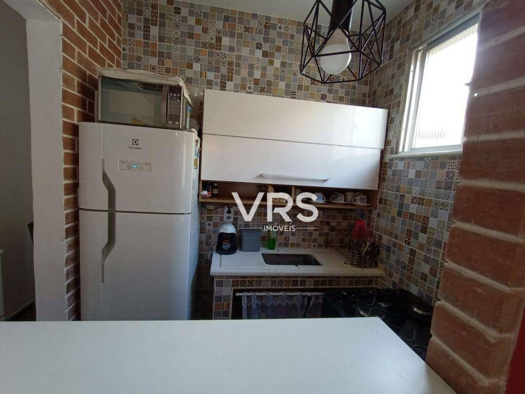 Apartamento à venda com 1 quarto, 41m² - Foto 11