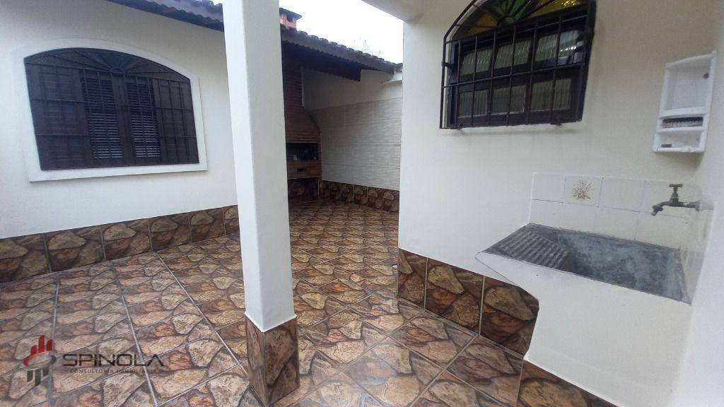 Casa à venda com 2 quartos, 110m² - Foto 15