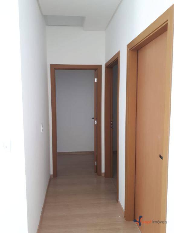 Sobrado à venda com 3 quartos, 240m² - Foto 13