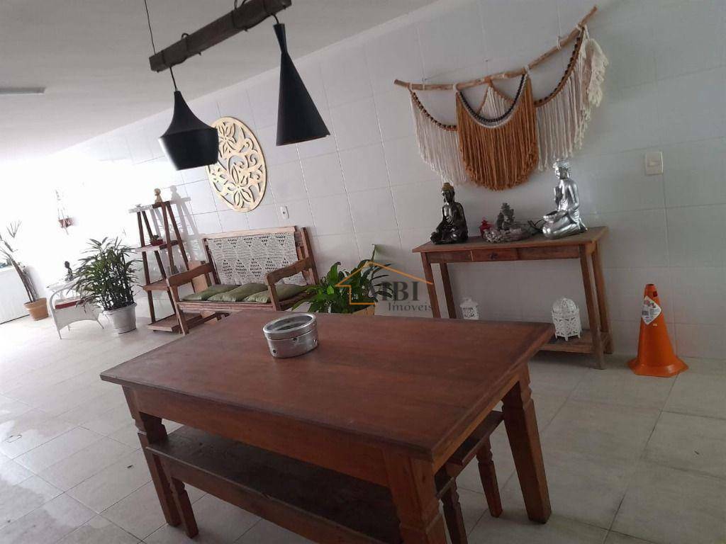 Sobrado à venda com 3 quartos, 180m² - Foto 19