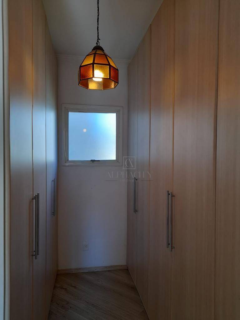 Apartamento para alugar com 3 quartos, 139m² - Foto 15