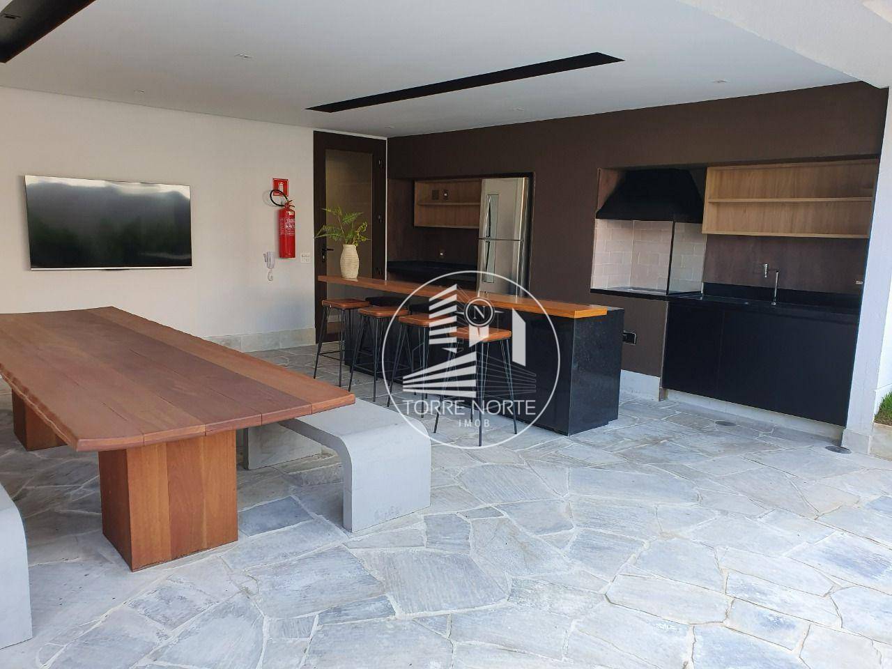 Apartamento à venda com 3 quartos, 137m² - Foto 5