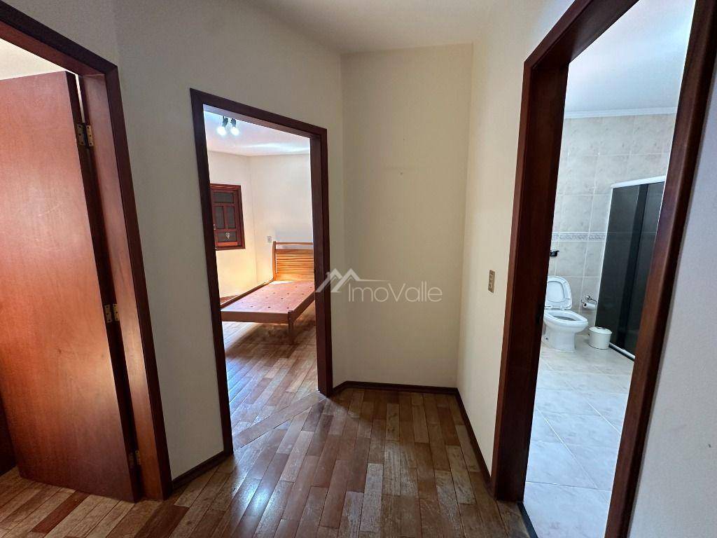 Casa de Condomínio à venda e aluguel com 4 quartos, 220m² - Foto 29