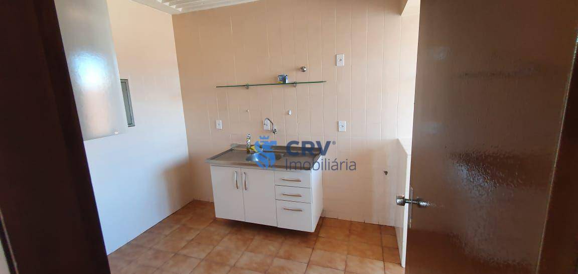 Apartamento à venda com 3 quartos, 70m² - Foto 3