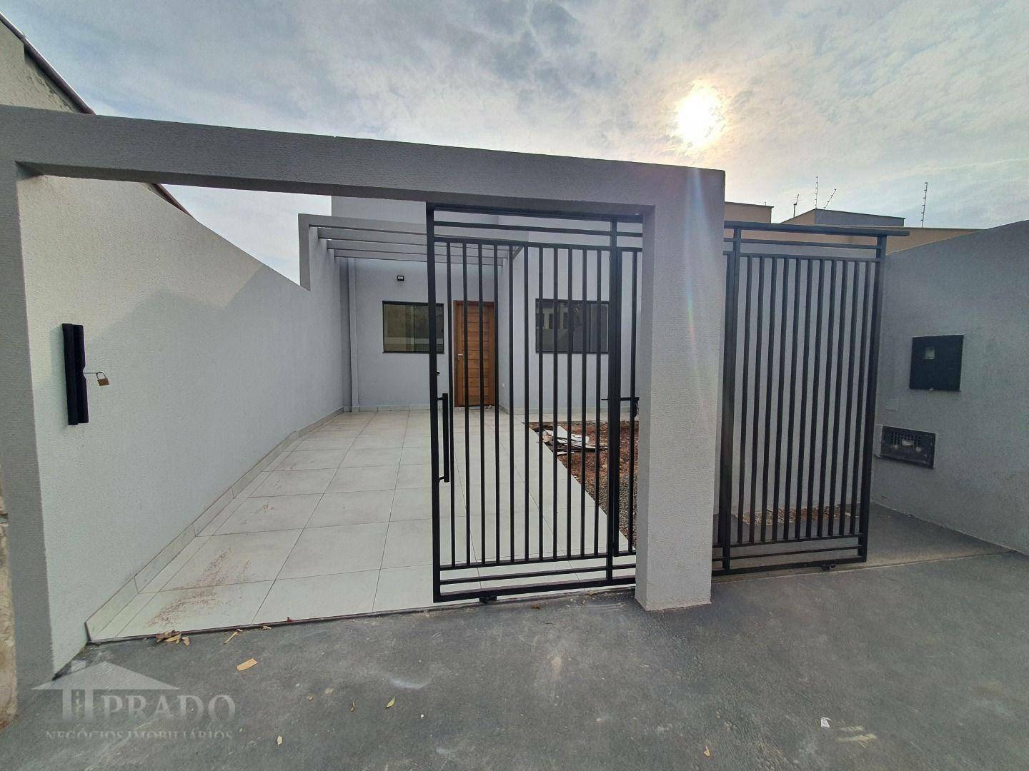 Casa à venda com 2 quartos, 75m² - Foto 2