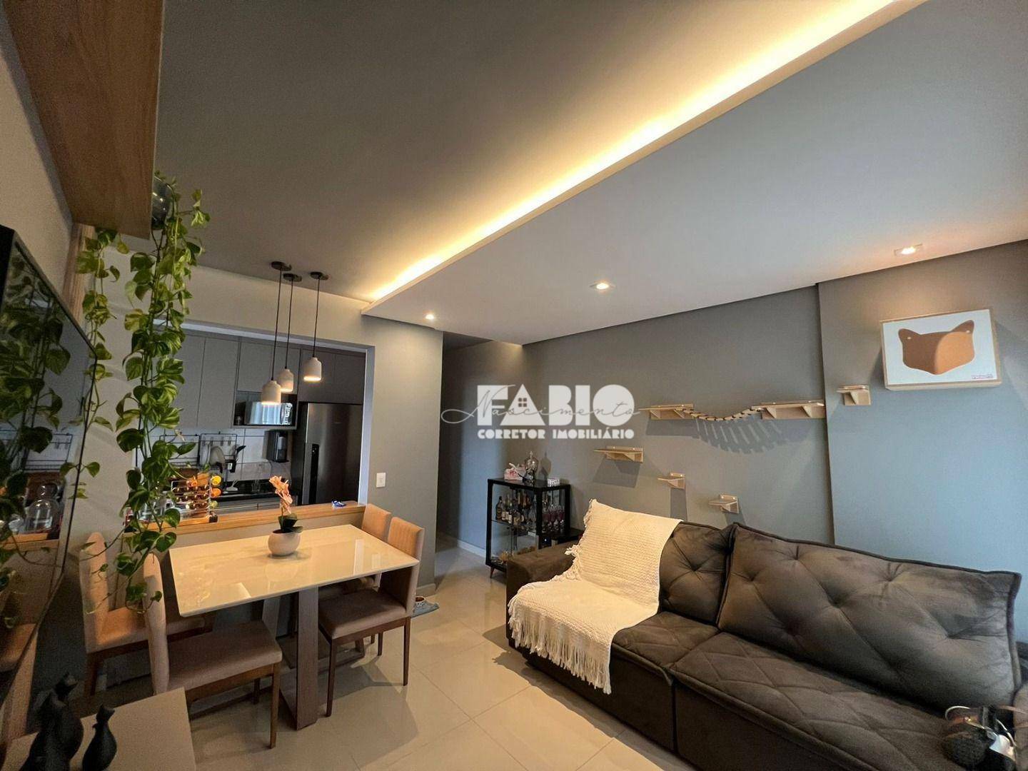 Apartamento à venda com 2 quartos, 66m² - Foto 1