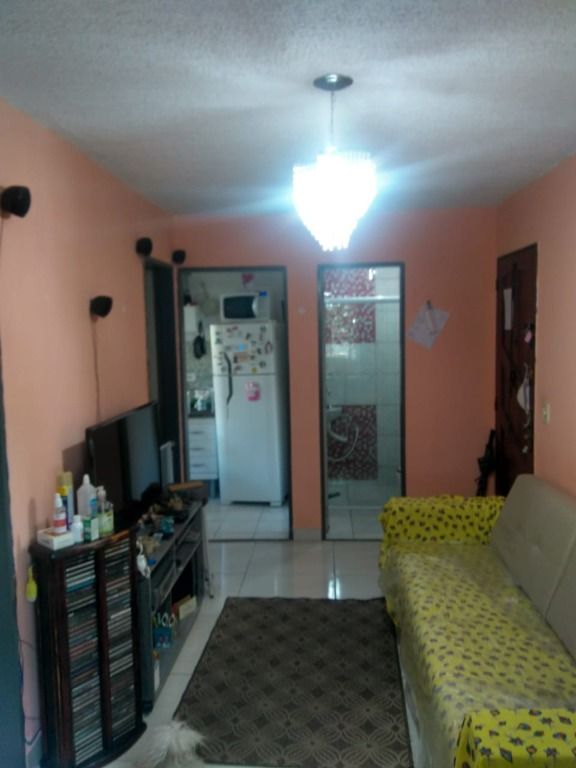 Apartamento à venda com 2 quartos, 63m² - Foto 2