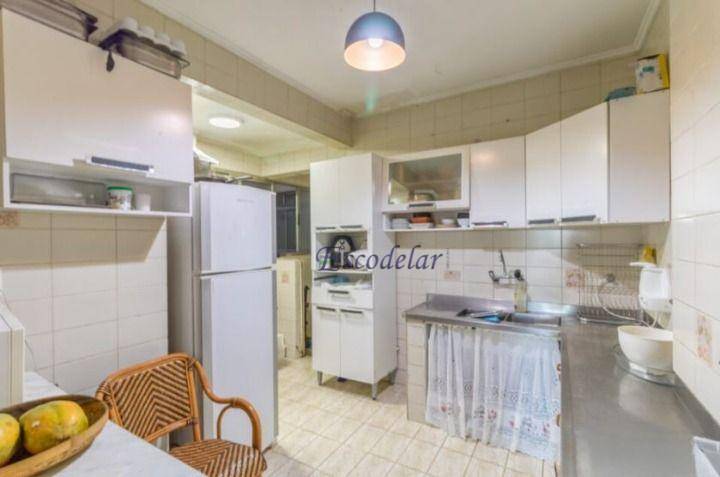 Apartamento à venda com 3 quartos, 137m² - Foto 29