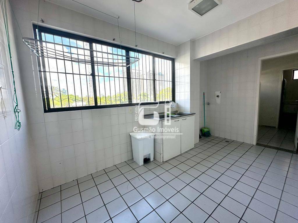 Apartamento à venda com 4 quartos, 184m² - Foto 18