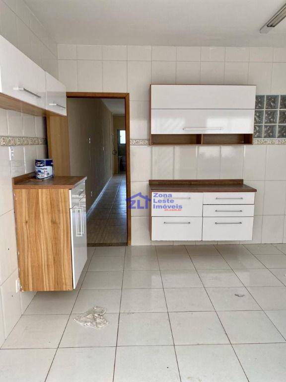 Sobrado à venda com 3 quartos, 200m² - Foto 12