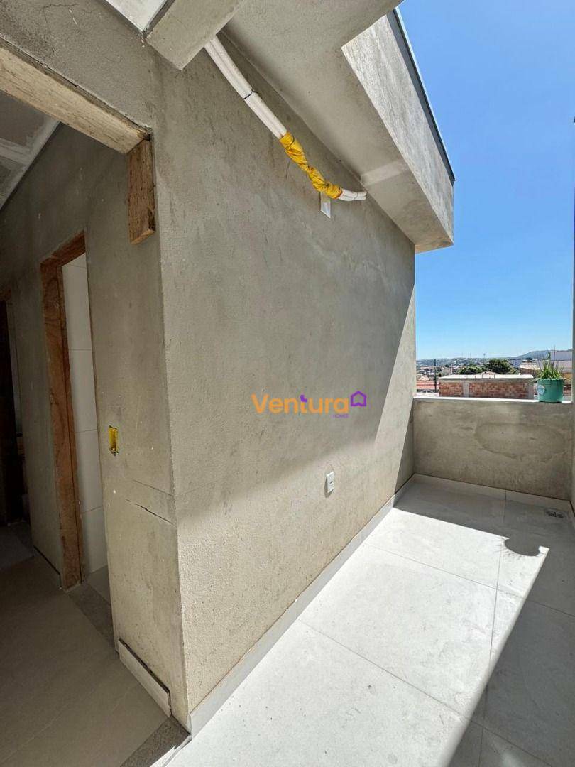 Casa à venda com 3 quartos, 196m² - Foto 3