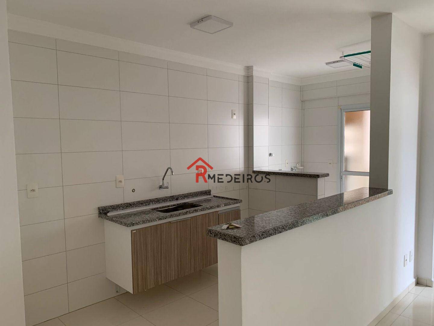 Apartamento à venda com 2 quartos, 62m² - Foto 12