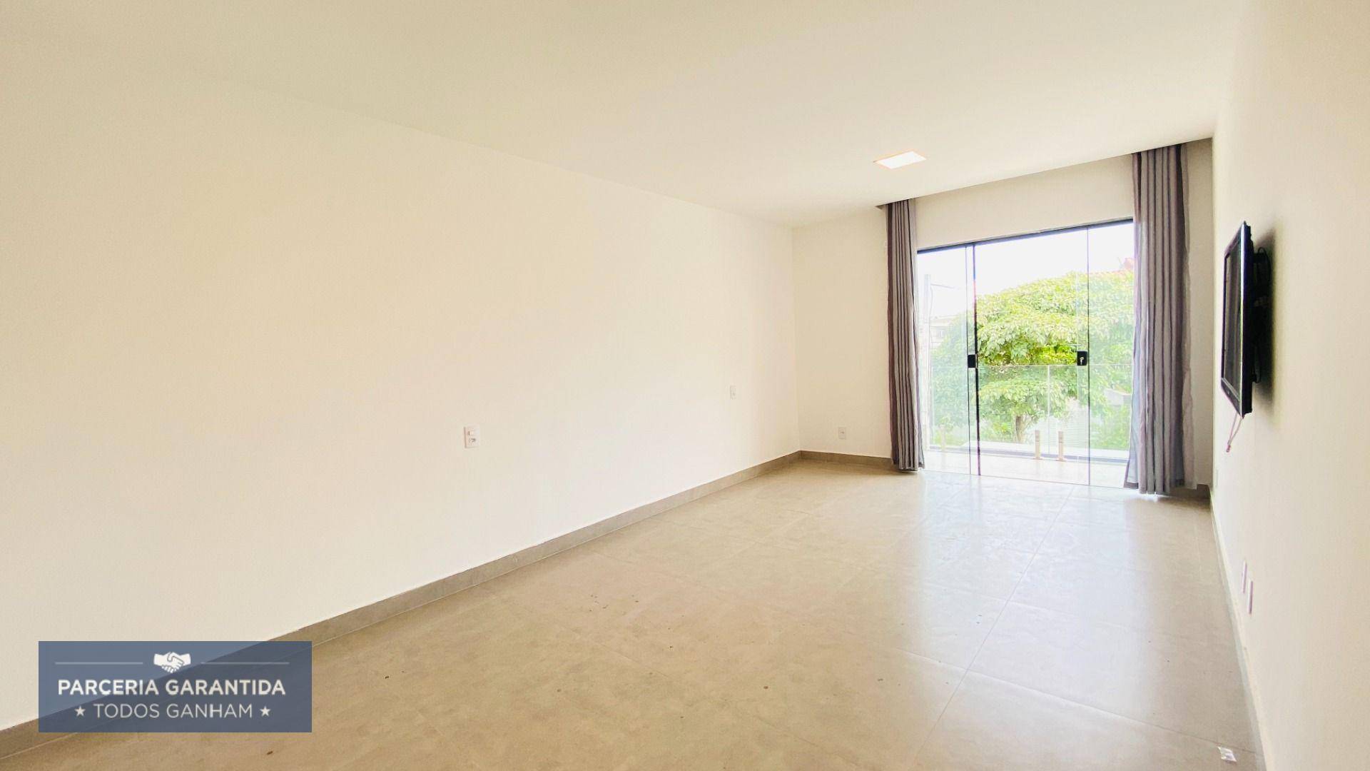 Casa à venda com 3 quartos, 230m² - Foto 9