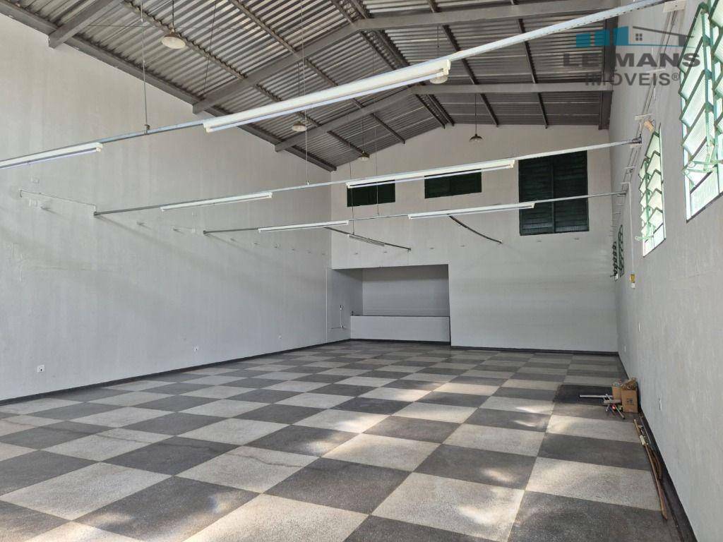 Depósito-Galpão-Armazém para alugar, 360m² - Foto 1