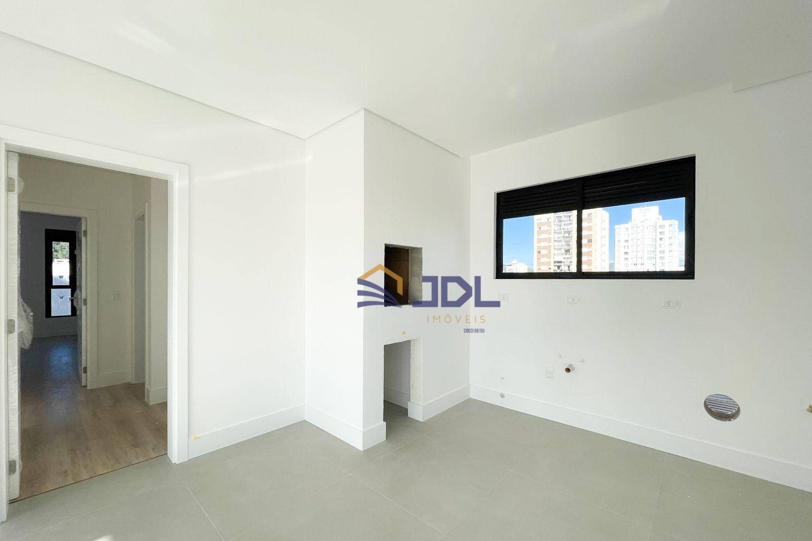 Apartamento à venda com 3 quartos, 123m² - Foto 12