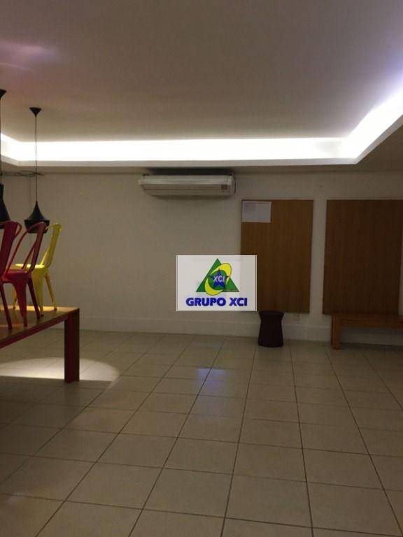 Apartamento à venda com 2 quartos, 65m² - Foto 25