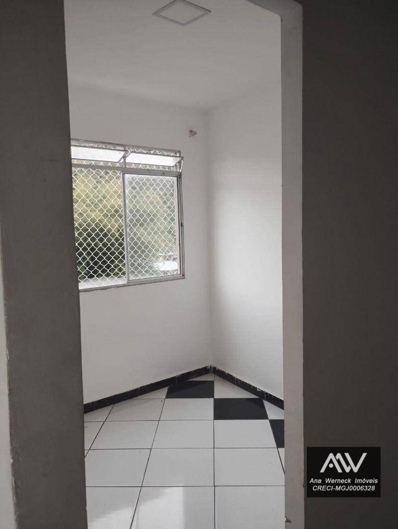 Casa à venda com 2 quartos, 80m² - Foto 7