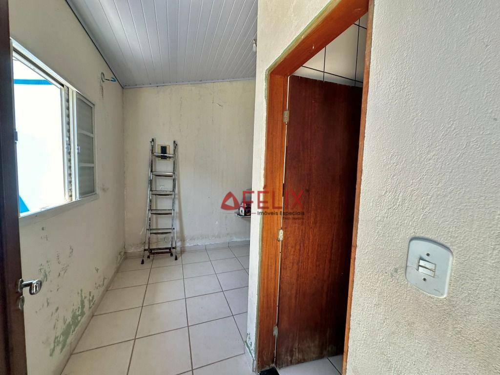 Casa à venda com 3 quartos, 95m² - Foto 33