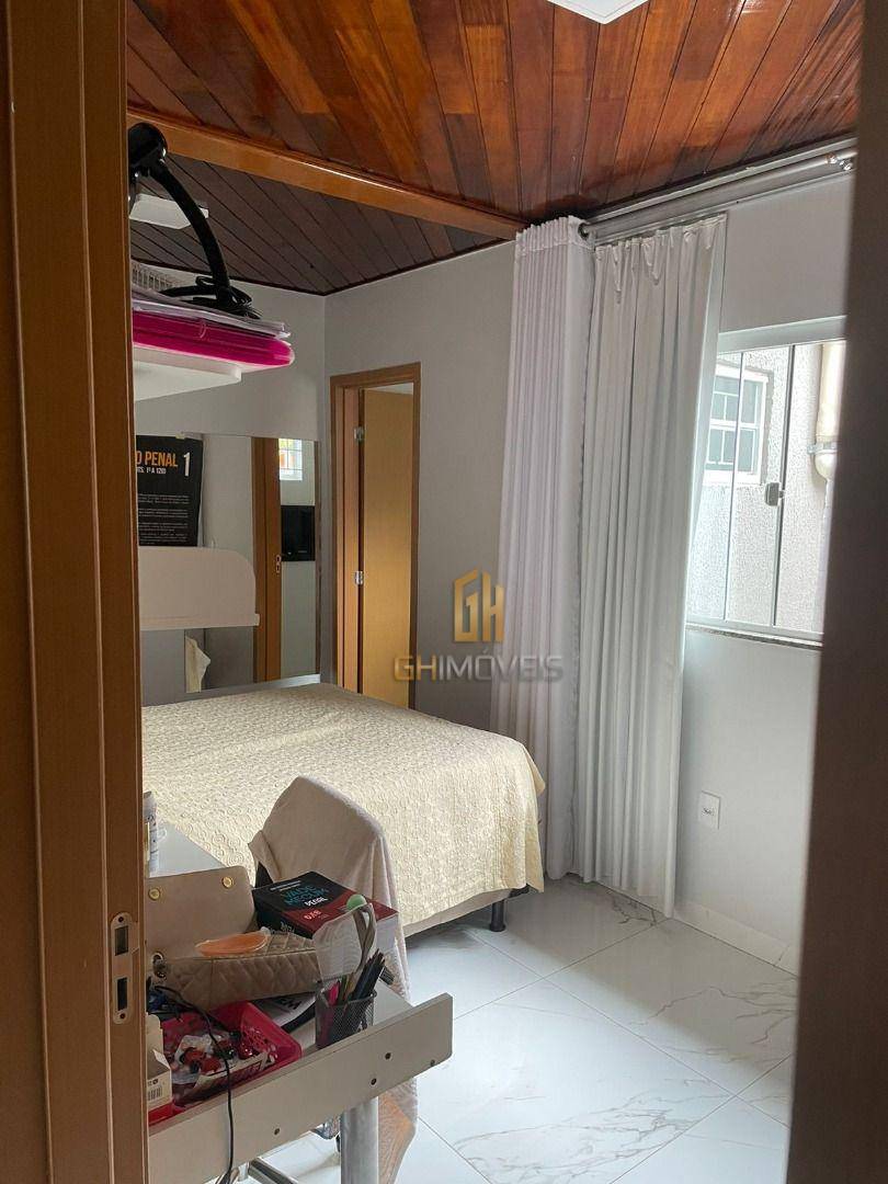 Casa à venda com 3 quartos, 250m² - Foto 17